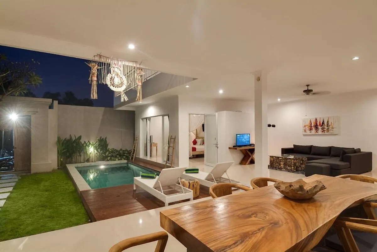 3Br Villa3 Oberoi Seminyak,18Min Walk To The Beach 0*,